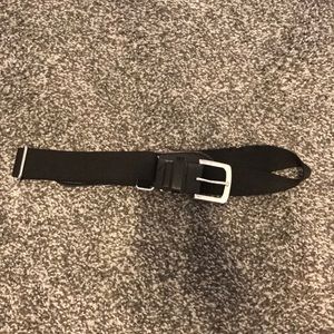 One size, black Nike baseball belt.